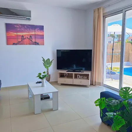 3 Bedroom Seaview Ii Private Pool * Coral Bay